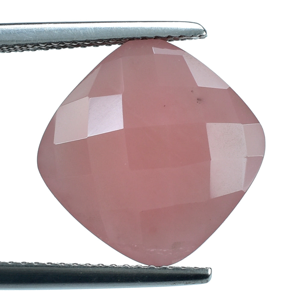GUAVA QUARTZ CHECKER CUT CUSHION 13.50MM 10.30 Cts.