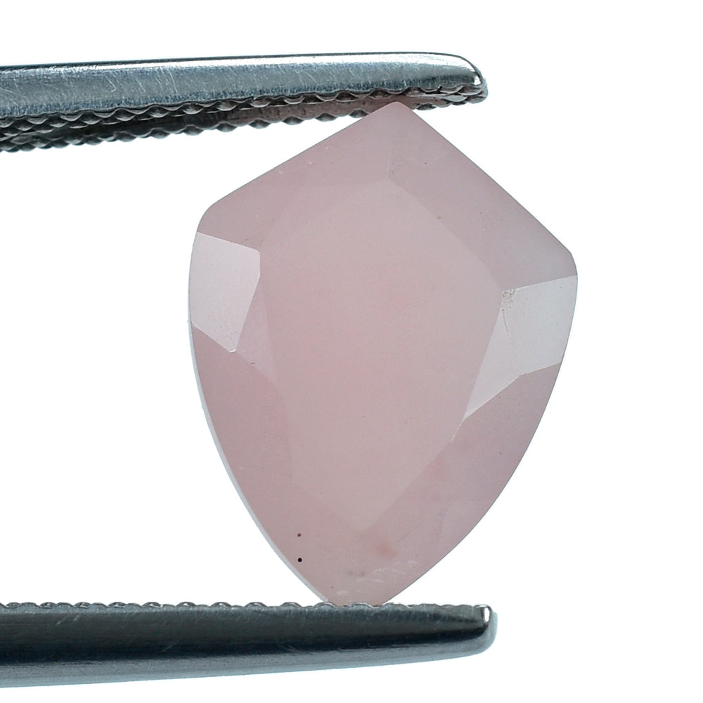 GUAVA QUARTZ CUT FANCY 13X9.50MM 3.63 Cts.