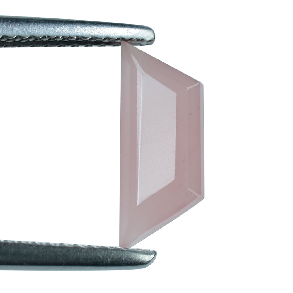 GUAVA QUARTZ CUT FANCY 13X5MM 1.43 Cts.