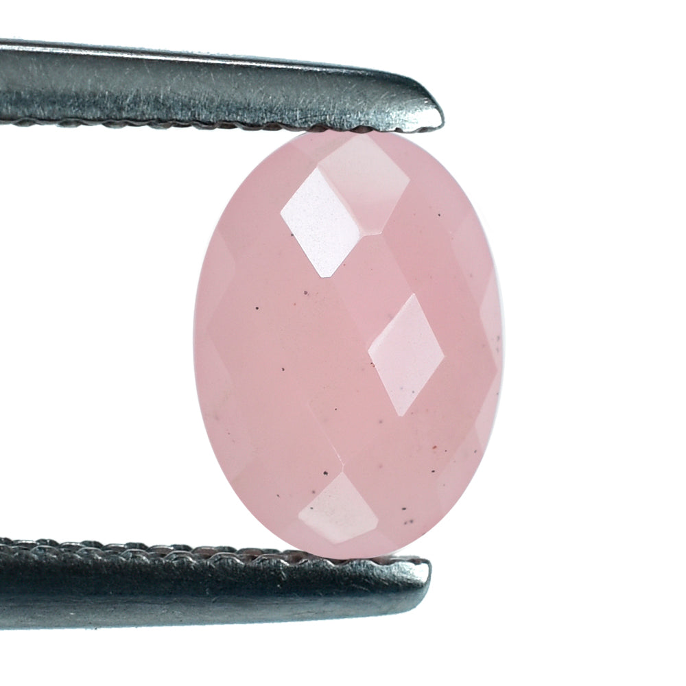 GUAVA QUARTZ BUFFTOP CHECKER BACK OVAL 14X10MM 5.66 Cts.