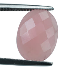 GUAVA QUARTZ OVAL BUFFTOP CHECKER BACK 16X12MM 7.53 Cts.