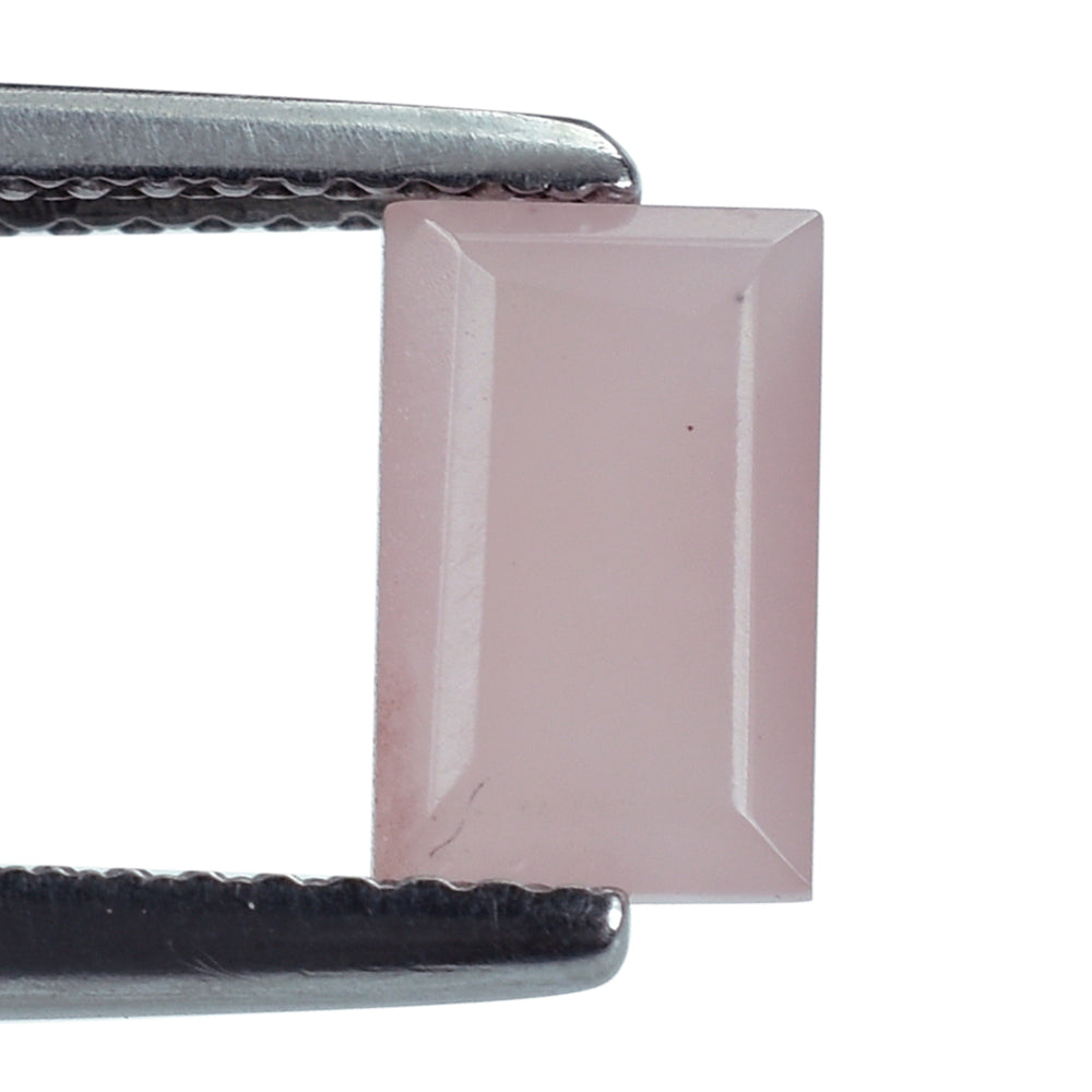 GUAVA QUARTZ CUT BAGUETTE 8X5MM 1.34 Cts.