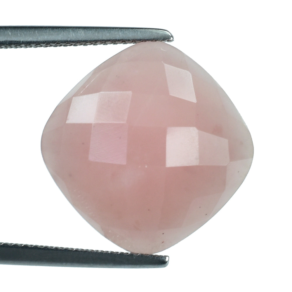 GUAVA QUARTZ CHECKER CUSHION CAB 16MM 12.35 Cts.