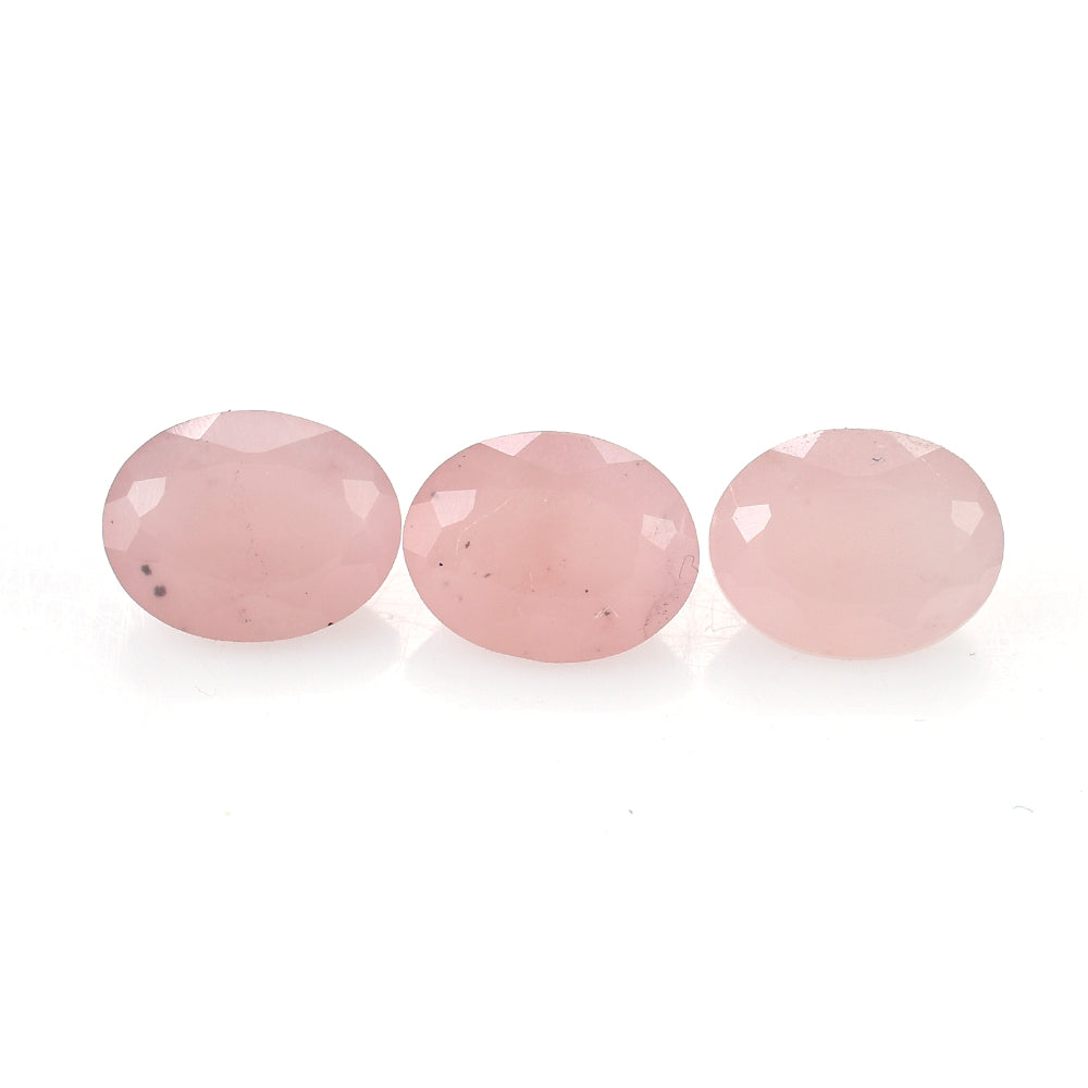 GUAVA QUARTZ CUT OVAL 9X7MM  1.70 Cts.