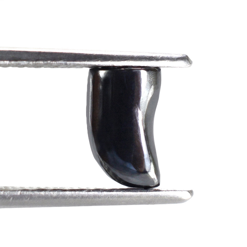 HEMATITE PLAIN HORN SHAPE FANCY 7.70X4.20MM 2.10 Cts.