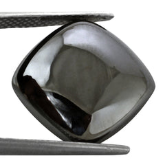 HEMATITE CUSHION CAB 18MM 31.10 Cts.