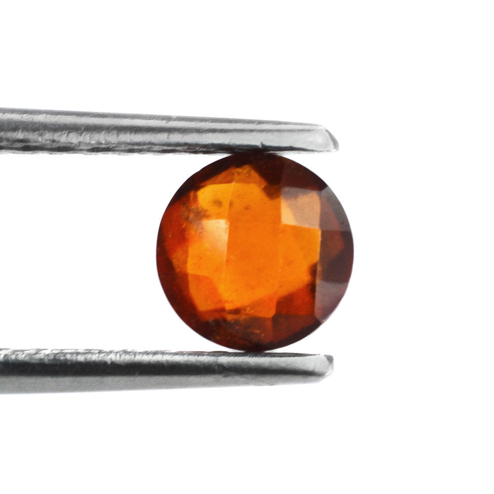 HESSONITE BRIOLETTE ROUND 6MM 1.10 Cts.