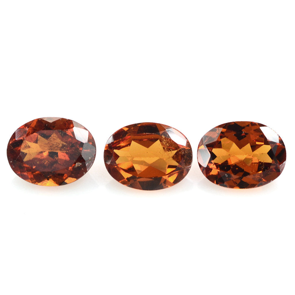 HESSONITE CUT OVAL 9X7MM 1.94 Cts.