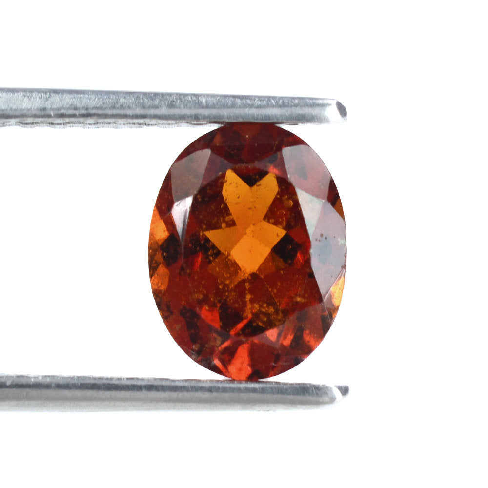 HESSONITE CUT OVAL 9X7MM 1.94 Cts.