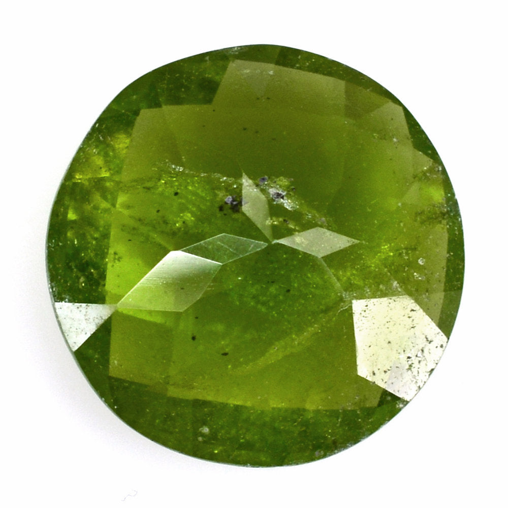 MILKY IDOCRASE CHECKER CUT ROUND 12MM 5.70 Cts.