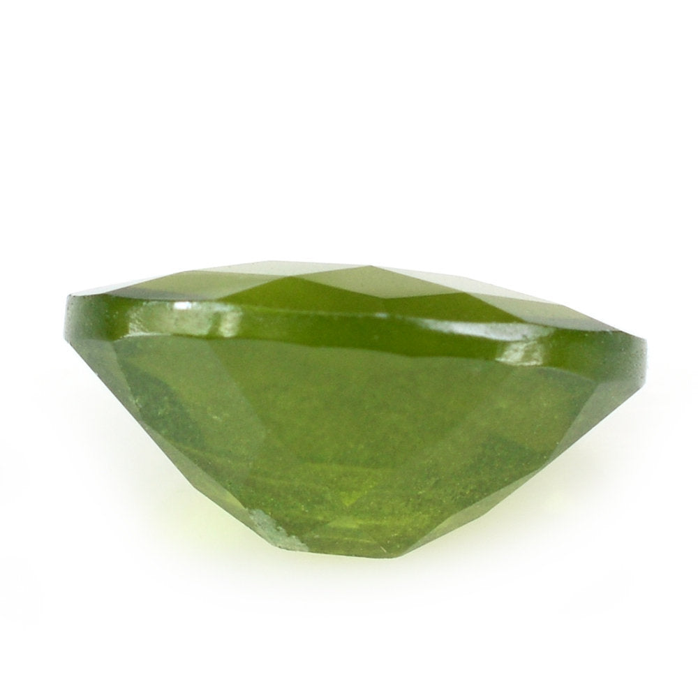 MILKY IDOCRASE CHECKER CUT OVAL 12X10MM 4.70 Cts.