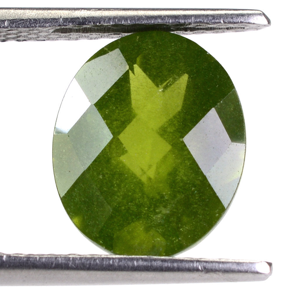 MILKY IDOCRASE CHECKER CUT OVAL 12X10MM 4.70 Cts.