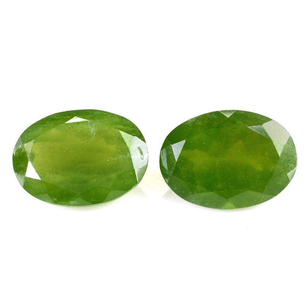 MILKY IDOCRASE CUT OVAL 18X13MM 14.00 Cts.