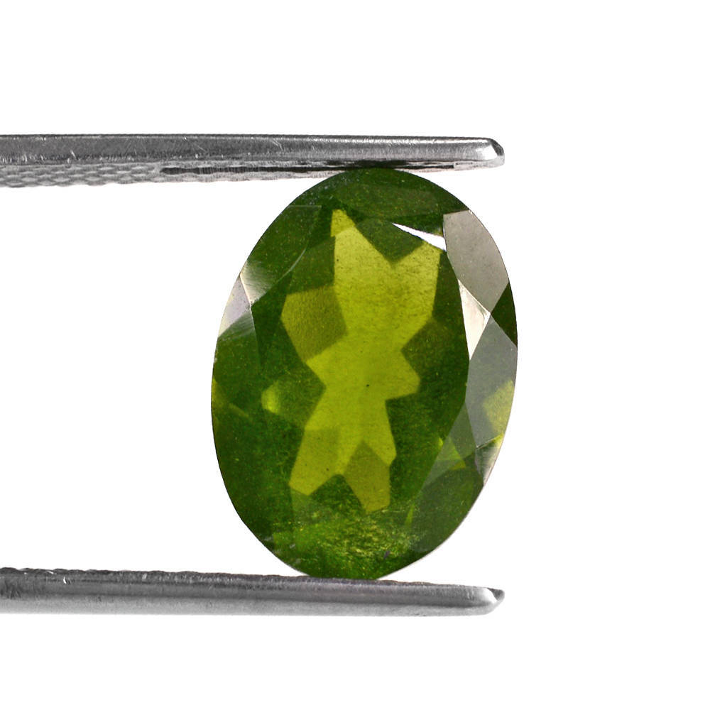 MILKY IDOCRASE CUT OVAL 14X10MM 6.35 Cts.