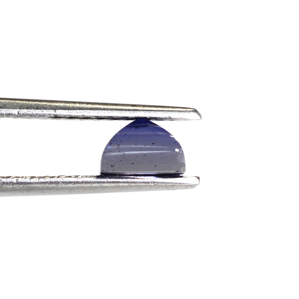 IOLITE SUGARLOAF SQUARE (AAA) 6MM 1.40 Cts.