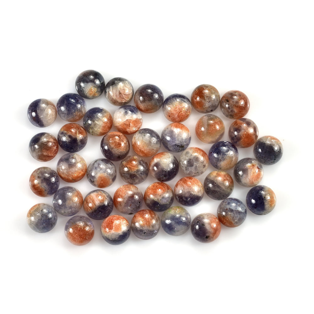 IOLITE SUNSTONE PLAIN ROUND CAB (HALF ORANGE AND HALF BLUE) 10.00X10.00 MM 1.91 Cts.