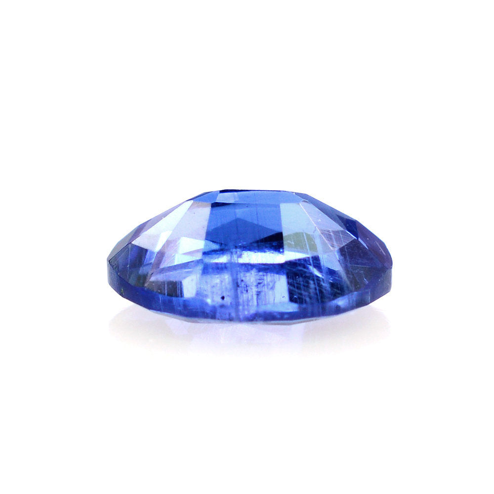KYANITE CUT OVAL (AA/SI) 7X5MM 0.99 Cts.