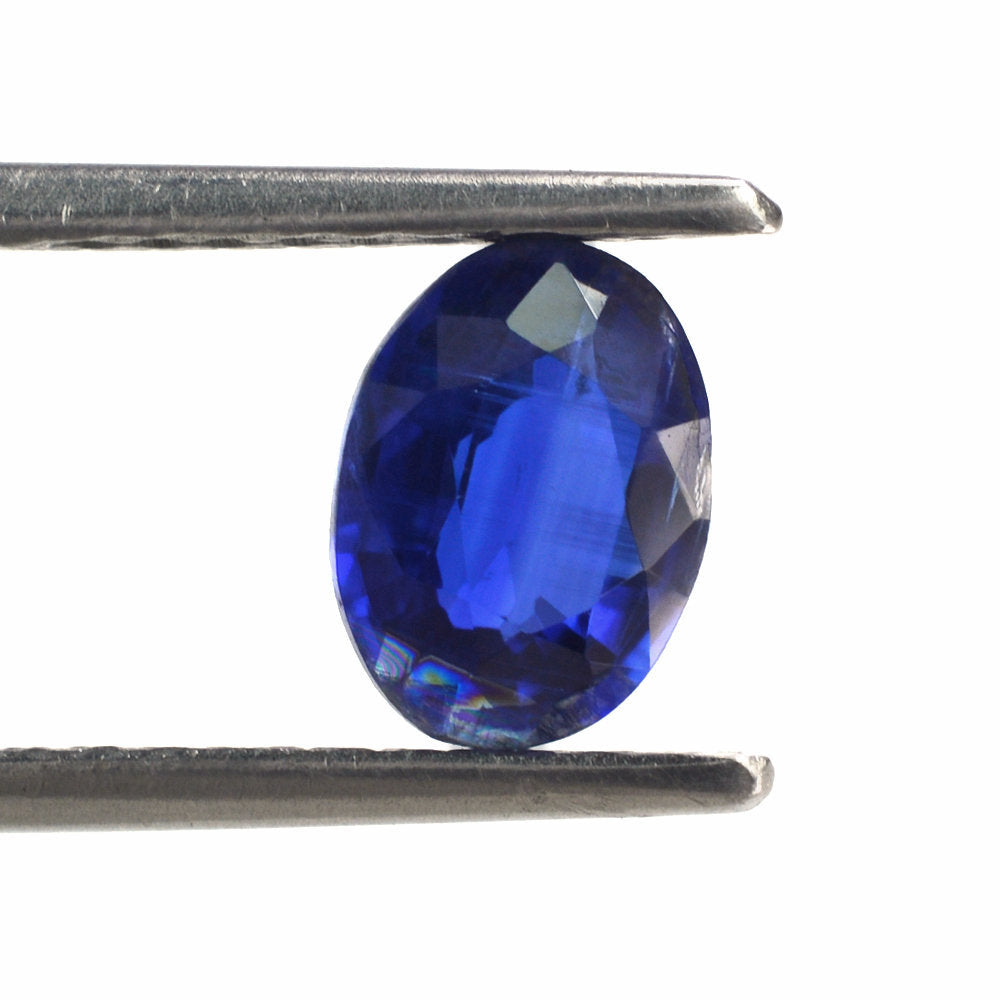 KYANITE CUT OVAL (AAA) (SI) 8X6MM 1.66 Cts.