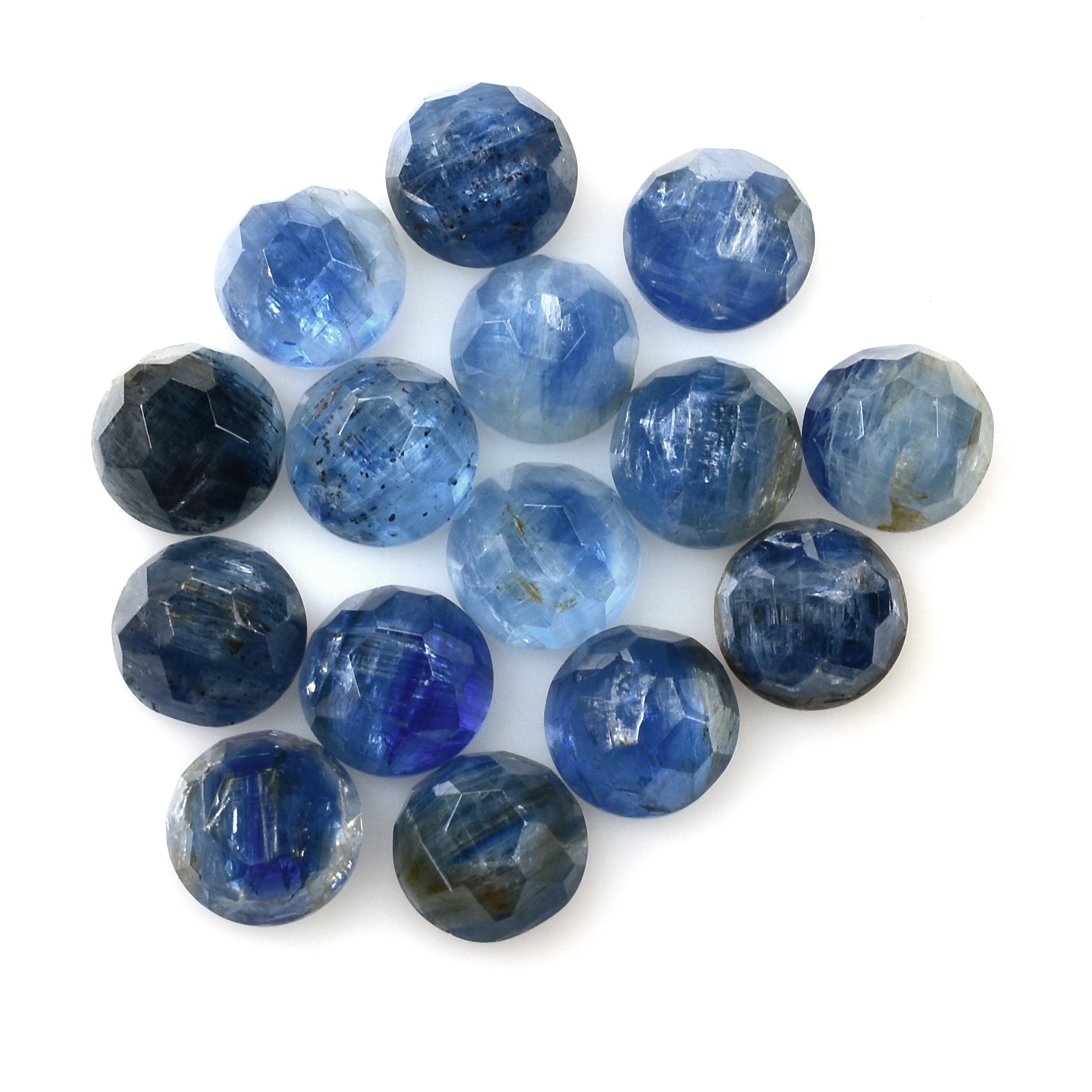 KYANITE (BLUE) (MILKY) HONEYCOMB ROUND CAB 10.00X10.00 MM 4.70 CTS