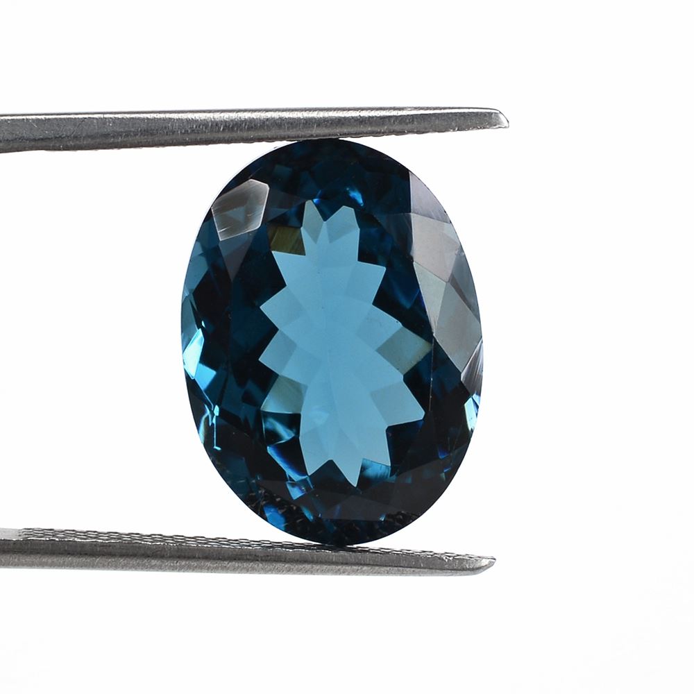 LONDON BLUE TOPAZ CUT OVAL 16X12MM 10.67 Cts.