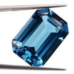 LONDON BLUE TOPAZ CUT OCTAGON 20X14MM 22.84 Cts.