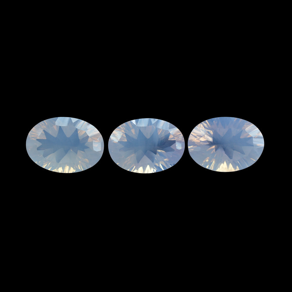 LAVENDER MOON QUARTZ CONCAVE OVAL 14X10MM 5.23 Cts.