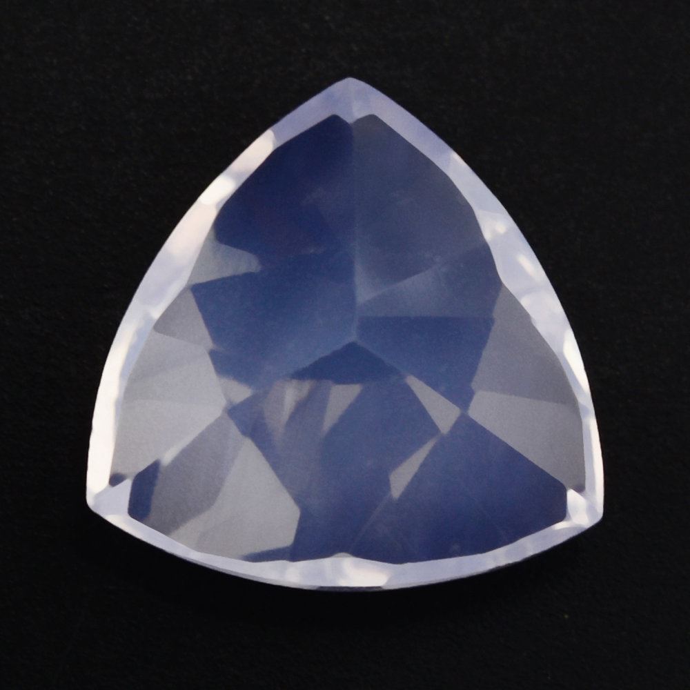 LAVENDER MOON QUARTZ TRIANGLE TOP DIAMOND CUT BACK TRILLION 10MM 2.94 Cts.