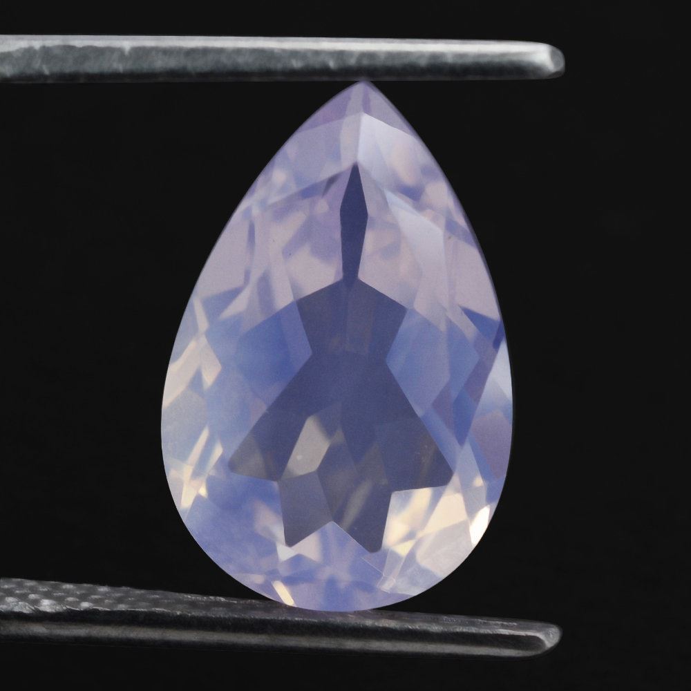 LAVENDER MOON QUARTZ CUT PEAR 15X10MM 5.05 Cts.