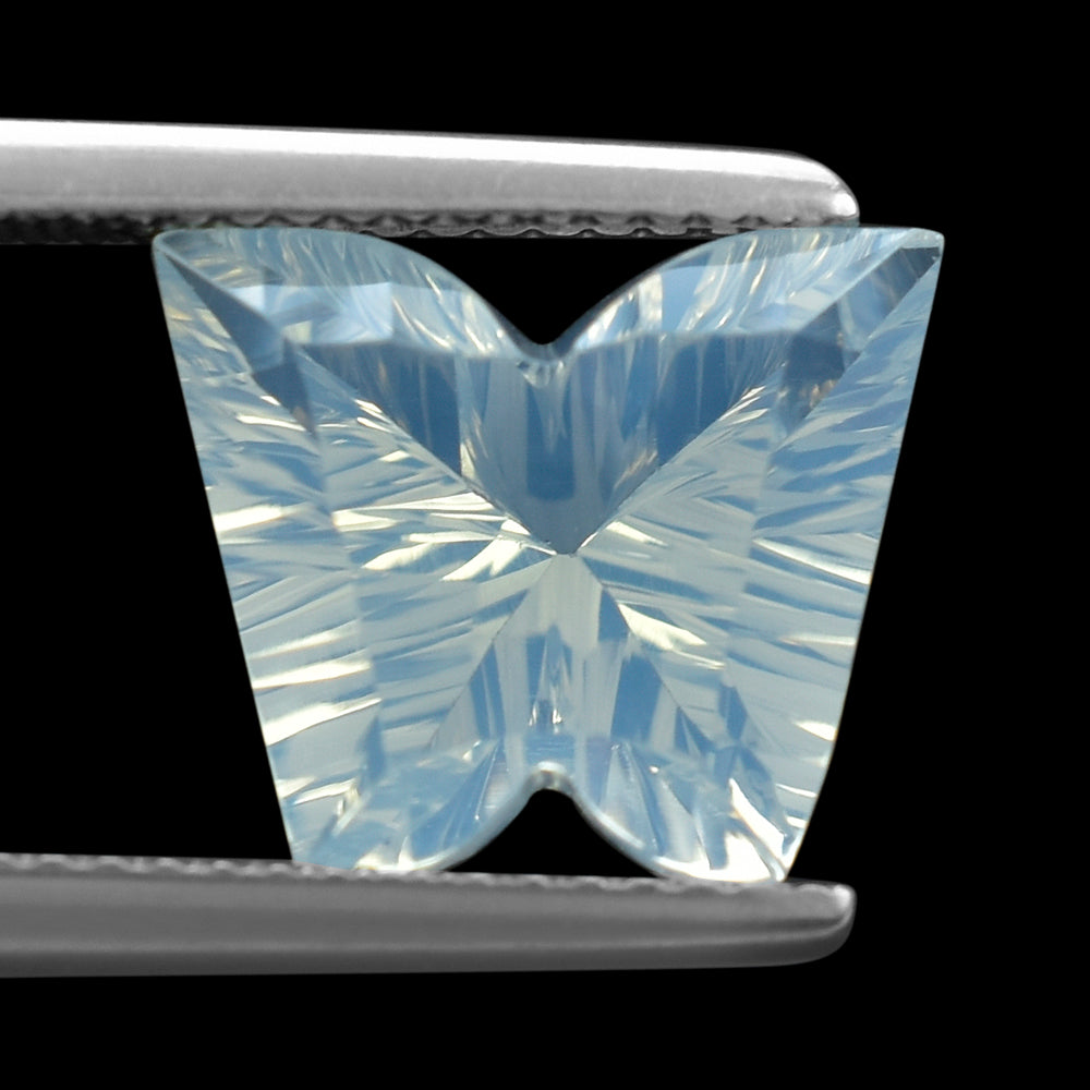 LAVENDER MOON QUARTZ CONCAVE BUTTERFLY 12X10MM 4.19 Cts.