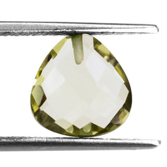 LEMON QUARTZ BRIOLETTE HEART (HALF DRILL) (GREEN GOLD) 10MM 3.30 Cts.