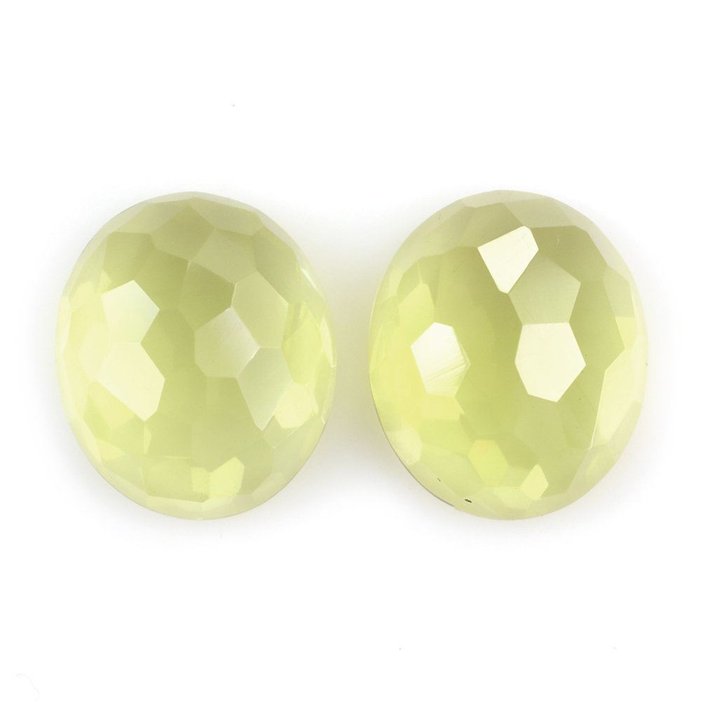 LEMON QUARTZ IRREGULAR CUT OVAL CAB (GREEN GOLD) 14X12MM 7.43 Cts.