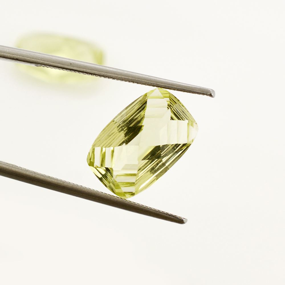 LEMON QUARTZ CONCAVE CUSHION (GREEN GOLD) 12X8MM 2.83 Cts.