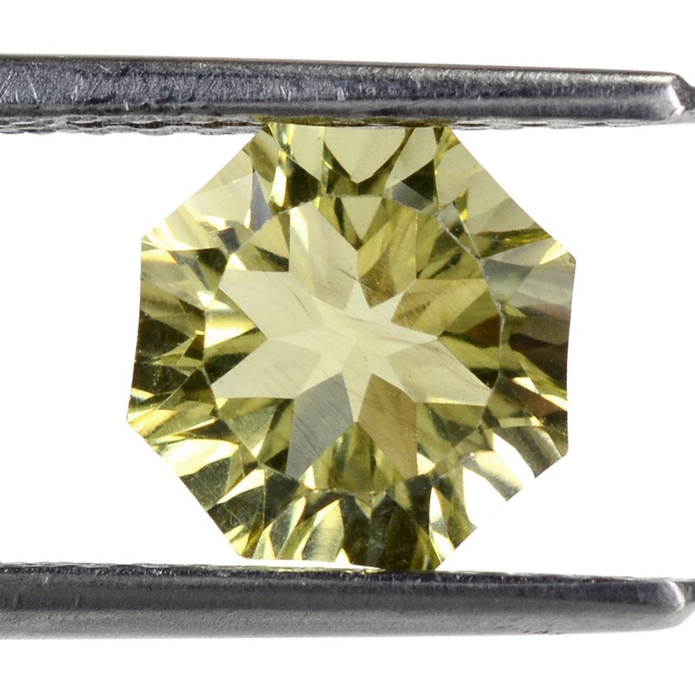 LEMON QUARTZ NINETY CUT ROUND (GREEN GOLD) 8MM 1.80 Cts.