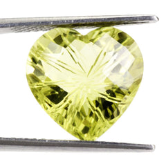 LEMON QUARTZ CHECKER CUT ON TOP BACK LAZER CUT HEART (GREEN GOLD) 15MM 10.85 Cts.