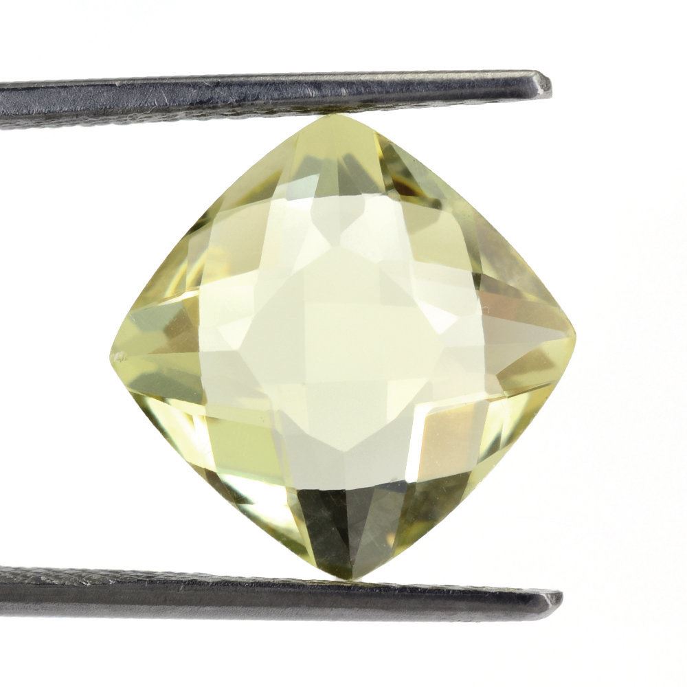 LEMON QUARTZ ANTIKE CUSHION WITH ONE SIDE TABLE & ONE SIDE CHECKER CUT 12MM 6.45 Cts.