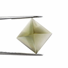 LEMON QUARTZ PYRAMID SQUARE CAB 15MM 17.70 Cts.