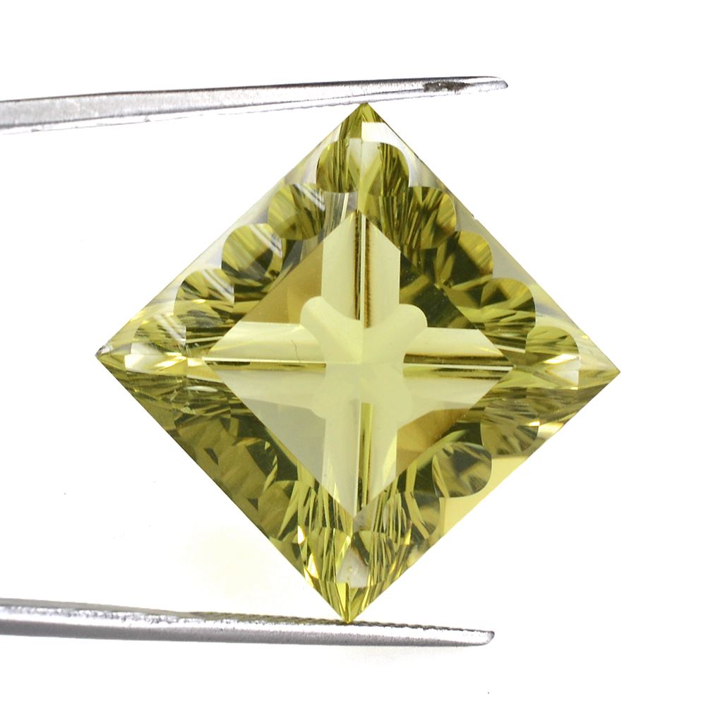 LEMON QUARTZ CONCAVE CUT SQUARE 20MM 32.07 Cts.