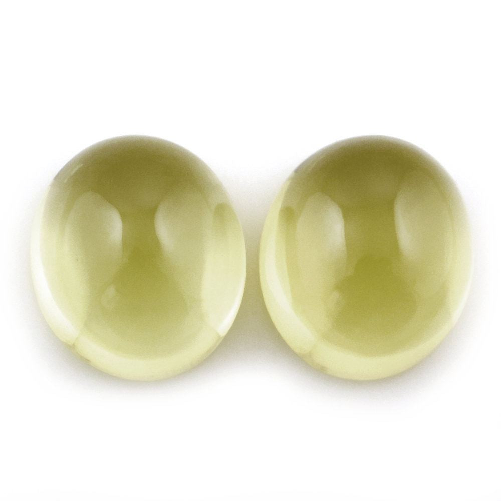 LEMON QUARTZ OVAL CAB (GREEN GOLD) 15X13MM 10.60 Cts.
