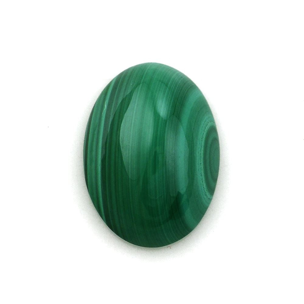 MALACHITE OVAL CAB 14X10MM 7.55 Cts.