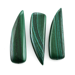 MALACHITE HORN SHAPE FANCY (HALF DRILL) 35X10MM 20.90 Cts.