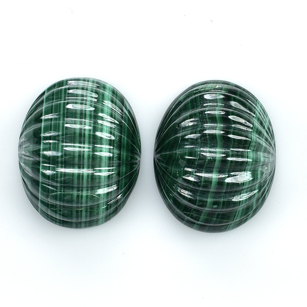 MALACHITE HALF MOON MELON CARVED 24.50X19.50MM 57.68 Cts.