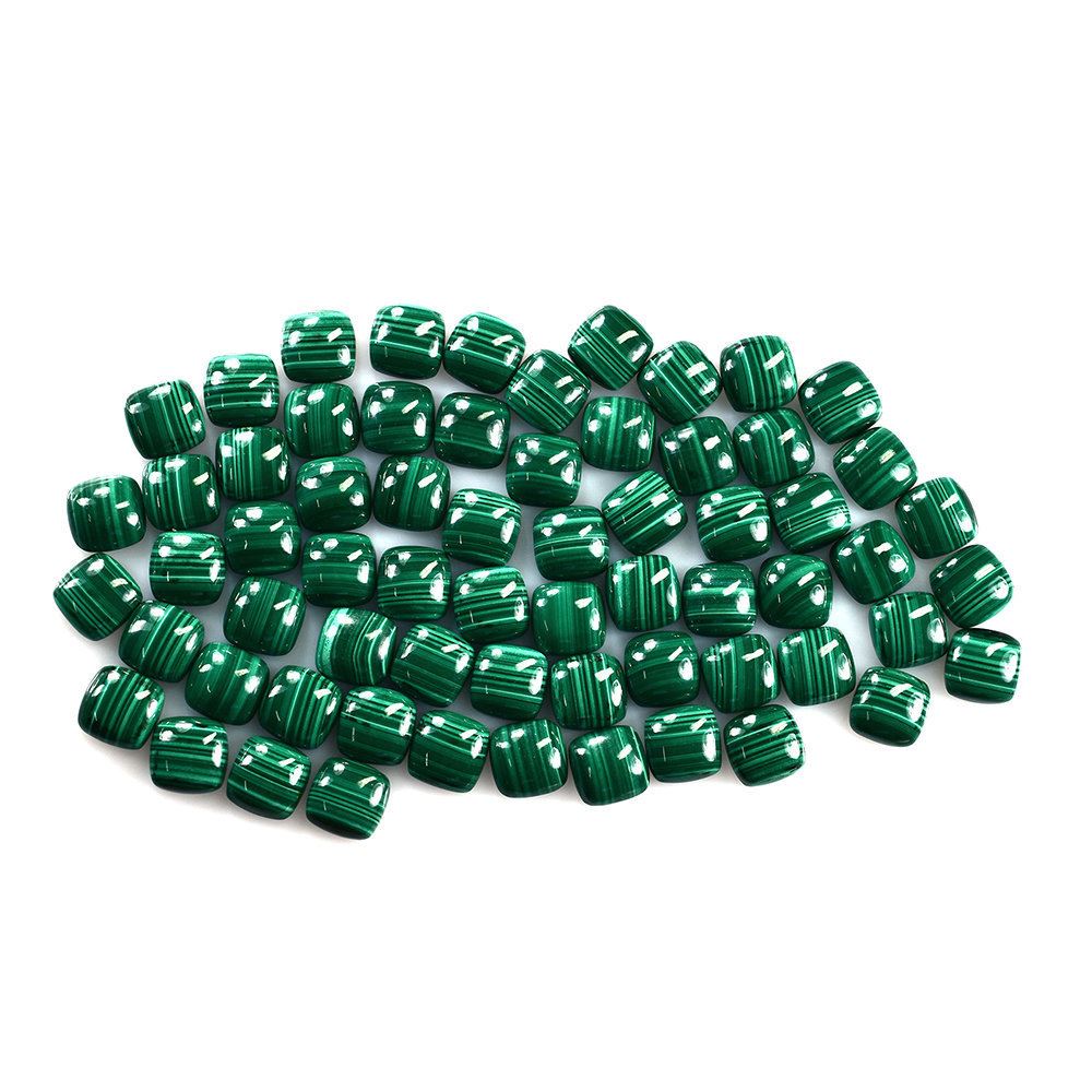 MALACHITE PLAIN CUSHION CAB 9MM 3.85 Cts.