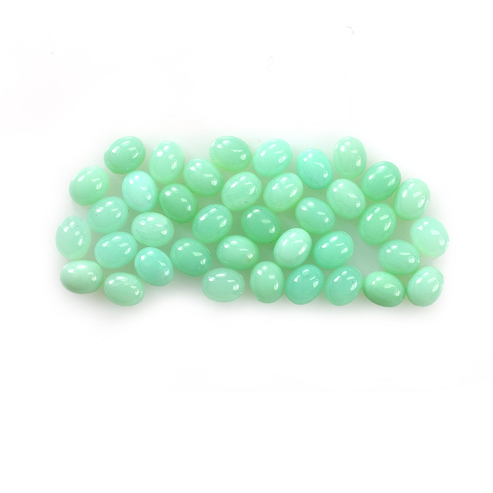 MINT GREEN CHRYSOPRASE PLAIN OVAL CAB (AA/CELAN) 5.00X4.00 MM 0.40 CTS