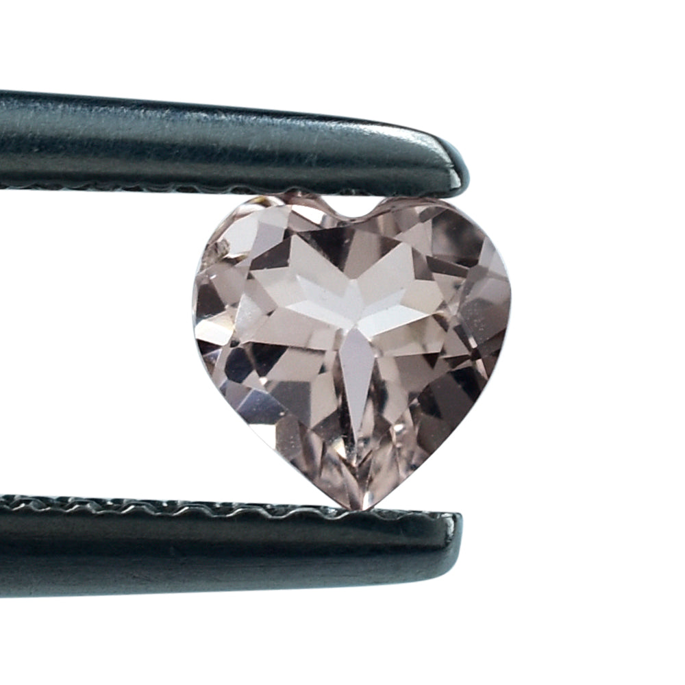 PEACH MORGANITE CUT HEART (A) 5MM 0.39 Cts.