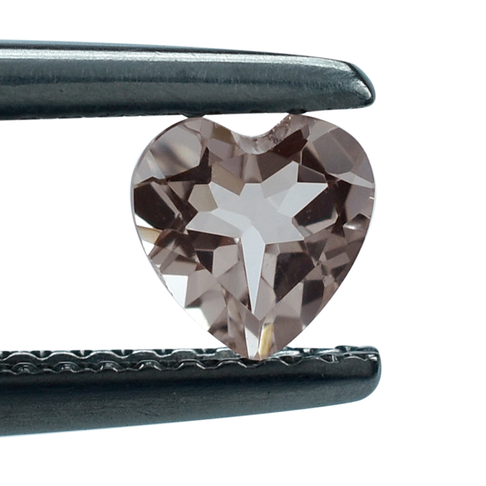 PEACH MORGANITE CUT HEART (A) 5MM 0.40 Cts.