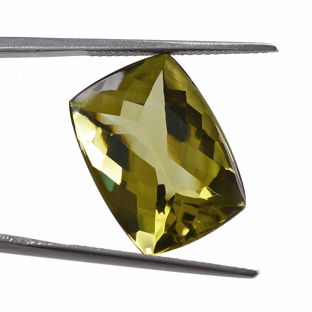OLIVE QUARTZ BUFFTOP CUSHION 18X13MM 13.07 Cts.