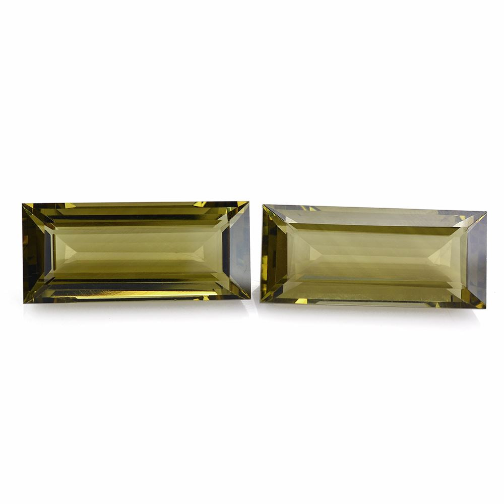 OLIVE QUARTZ CUT BAGUETTE 32X14MM 35.50 Cts.