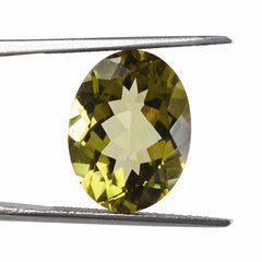 OLIVE QUARTZ CUT OVAL 16X12MM 7.78 Cts.