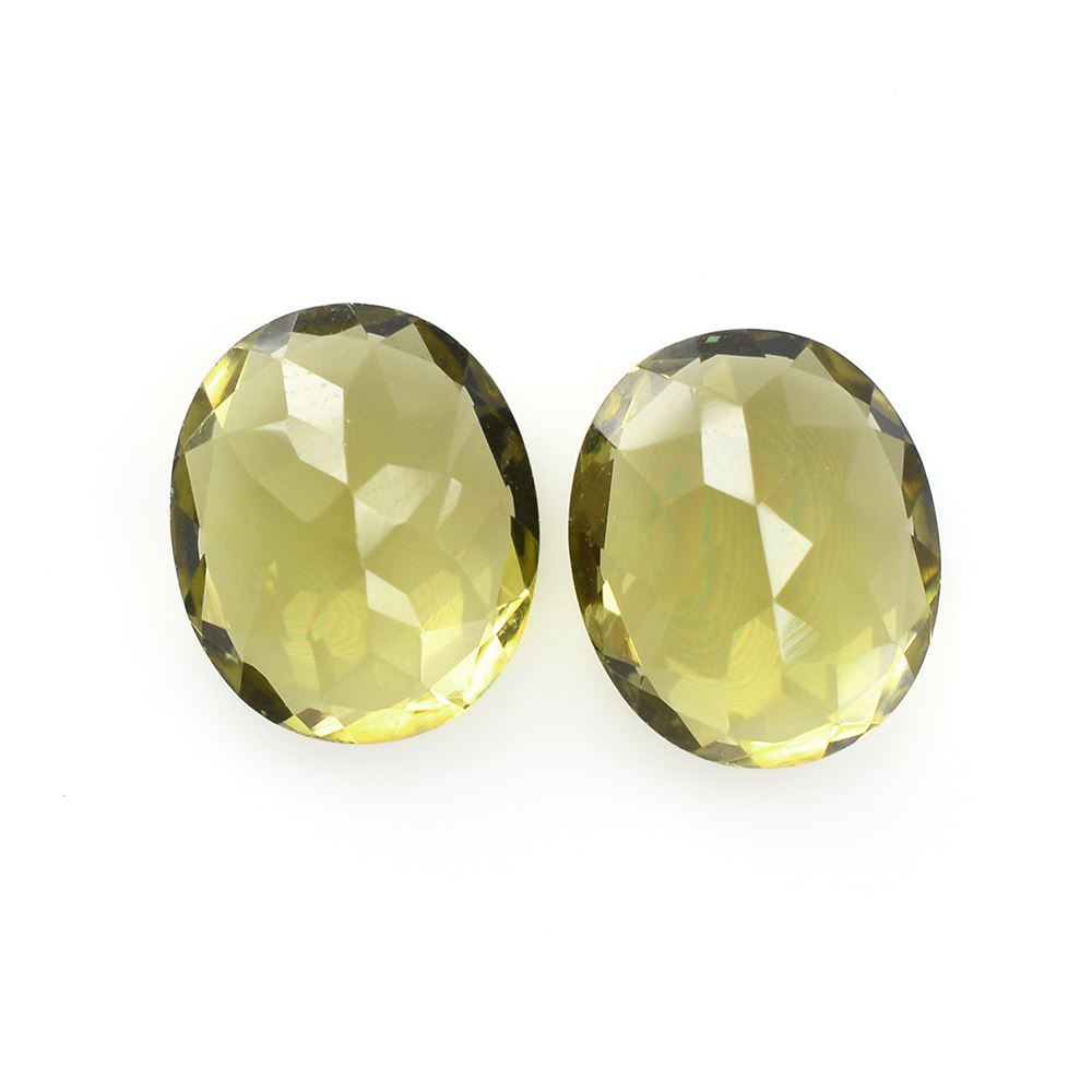 OLIVE QUARTZ CUT OVAL 12X10MM 4.42 Cts.