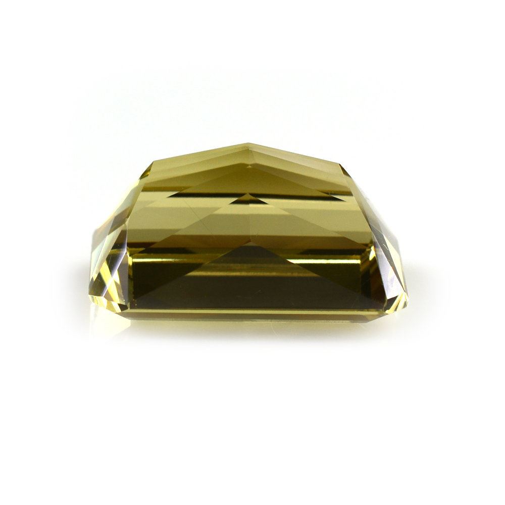 OLIVE QUARTZ FANCY CUT OCTAGON 18X13MM 15.45 Cts.